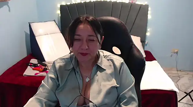 AngelRouss online show from 02-13-25, 02:20