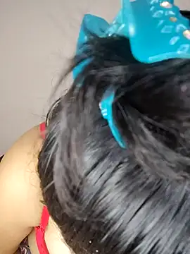 Riya Stream01 online show from 02-05-25, 01:04