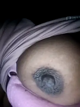 Snapshot of Looliya02 chatting on 01-23-25, 09:29 Looliya02 online show from 01-23-25, 09:29