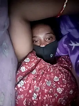 Snapshot of Looliya02 chatting on 02-21-25, 05:53 Looliya02 online show from 02-21-25, 05:53