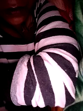 Snapshot of Looliya02 chatting on 03-01-25, 06:35 Looliya02 online show from 03-01-25, 06:35