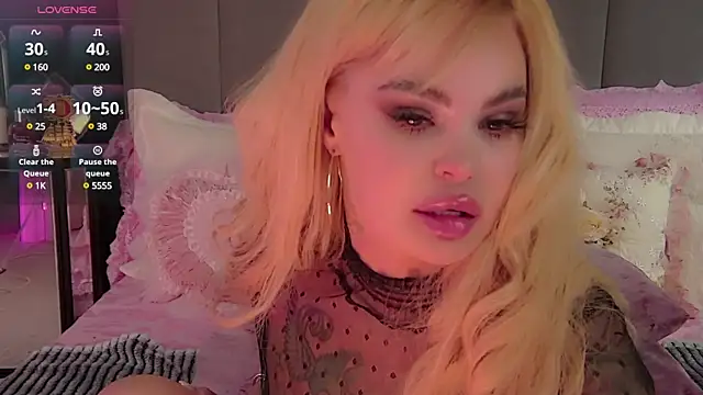 Snapshot of Marussia_luxury chatting on 03-21-25, 09:12 Marussia luxury online show from 03-21-25, 09:12