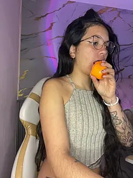 Rosita forever  online show from 09-16-25, 01:56