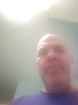 Snapshot of hoodratoui chatting on 11-30-25, 03:49 hoodratoui online show from 11-30-25, 03:49