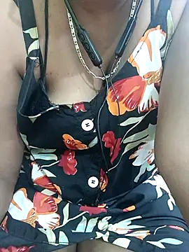 Tamilbigboobie online show from 03-06-25, 11:25