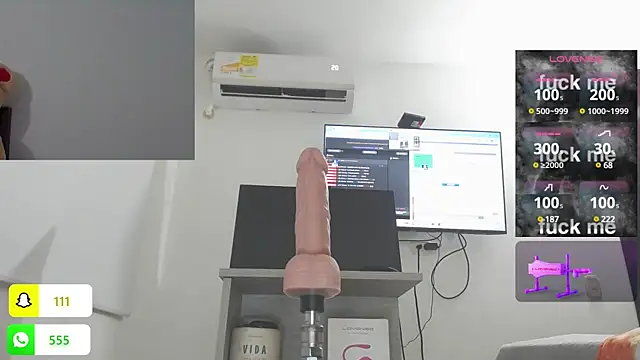Snapshot of mariana_1_ chatting on 01-10-25, 04:22 mariana 1  online show from 01-10-25, 04:22