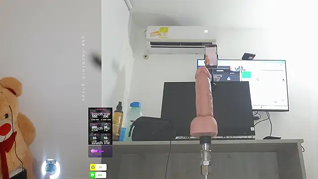 Snapshot of mariana_1_ chatting on 01-27-25, 03:26 mariana 1  online show from 01-27-25, 03:26