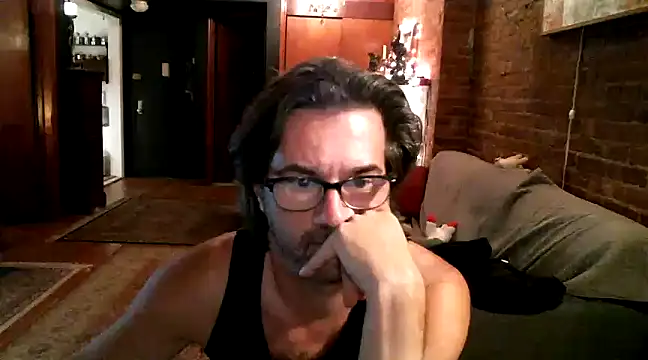 Johnny Bottoms online show from 12-19-24, 10:21