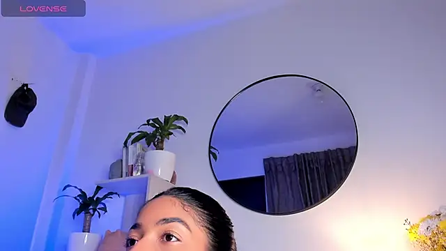 martina roldam online show from 01-23-25, 04:09