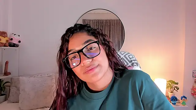 martina roldam online show from 03-18-25, 03:42