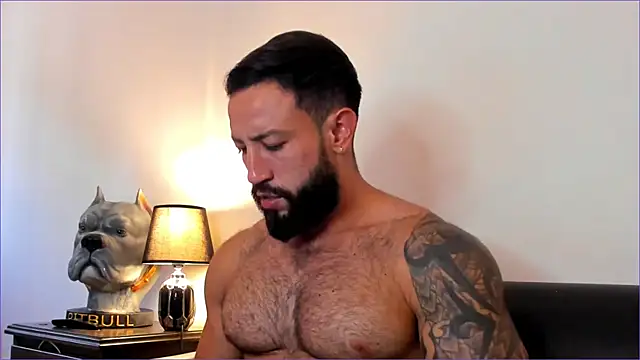 BradLeon  online show from 10-04-25, 07:34