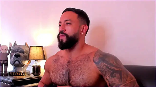 BradLeon  online show from 12-21-25, 02:13