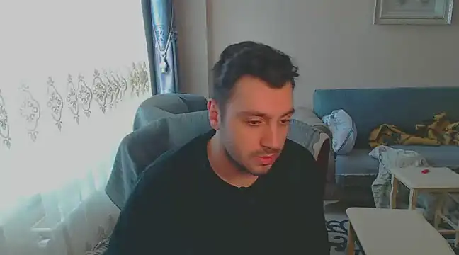 handsomeee04 online show from 02-02-25, 07:09