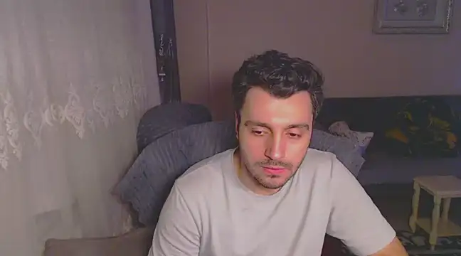 handsomeee04 online show from 02-17-25, 10:36