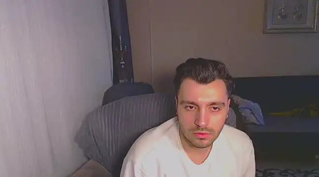 handsomeee04 online show from 02-28-25, 09:55