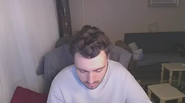 handsomeee04 online show from 03-11-25, 11:04