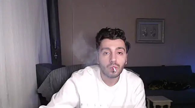 handsomeee04 online show from 03-18-25, 02:25