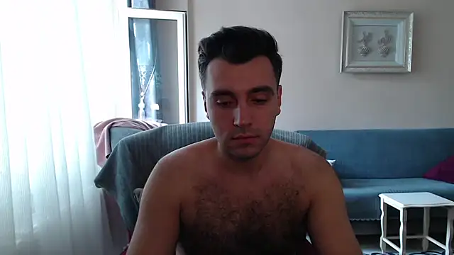 handsomeee04 online show from 09-13-25, 06:35