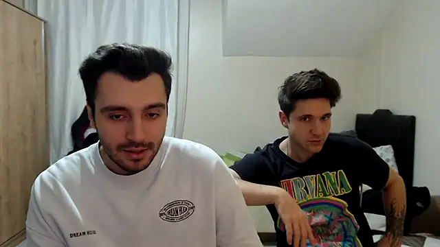 handsomeee04 online show from 10-15-25, 08:09