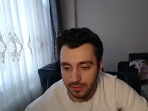 handsomeee04 online show from 03-25-26, 02:45