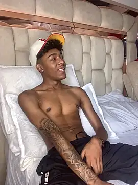 Boy cock18 online show from 01-31-25, 03:33