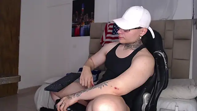 DennisWalkerr online show from 12-27-24, 03:31