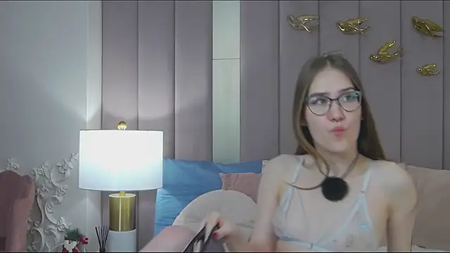 SashaMeow online show from 03-22-25, 07:20