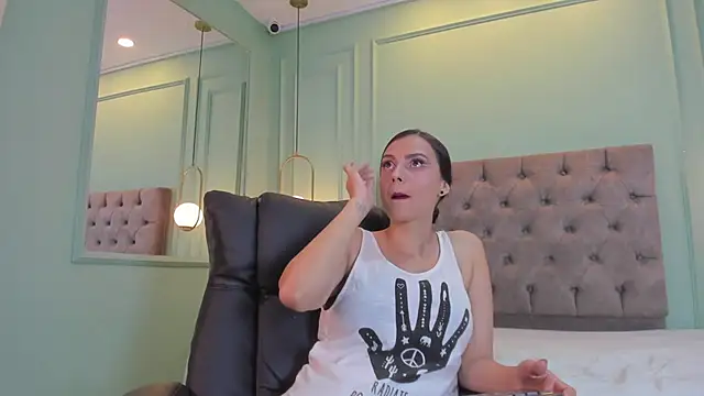 Snapshot of Abril_jones10 chatting on 12-31-24, 04:16 Abril jones10 online show from 12-31-24, 04:16