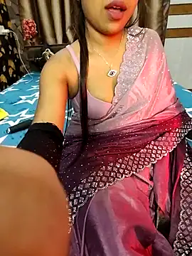 Snapshot of Little__Lia chatting on 02-17-25, 05:10 Little  Lia online show from 02-17-25, 05:10