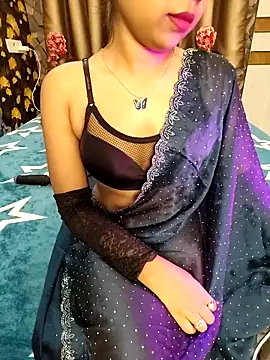 Snapshot of Little__Lia chatting on 02-20-25, 08:36 Little  Lia online show from 02-20-25, 08:36