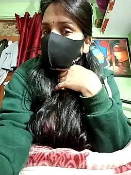 Snapshot of Soniya_444 chatting on 12-25-24, 06:52 Soniya 444 online show from 12-25-24, 06:52