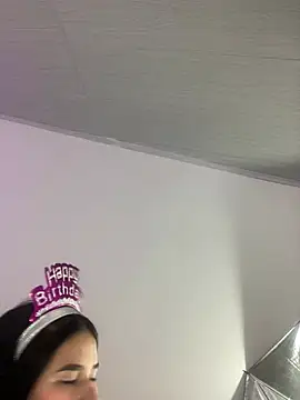 mia18 queen online show from 12-21-24, 02:41