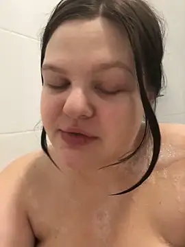 Snapshot of Charlotte_Ros chatting on 01-21-25, 04:16 Charlotte Ros online show from 01-21-25, 04:16