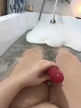 Snapshot of Charlotte_Ros chatting on 01-30-25, 05:49 Charlotte Ros online show from 01-30-25, 05:49