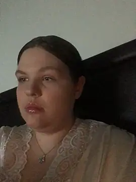 Snapshot of Charlotte_Ros chatting on 02-03-25, 04:31 Charlotte Ros online show from 02-03-25, 04:31