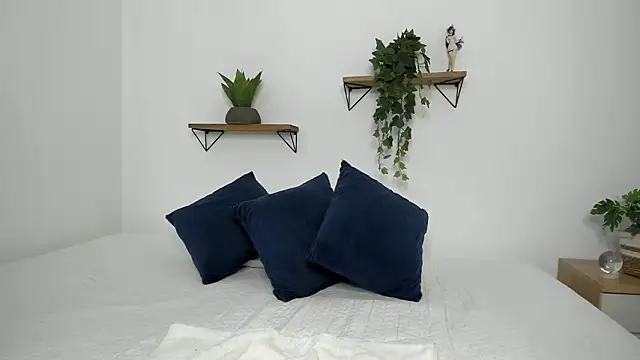 naughty 1girl online show from 02-20-26, 08:53