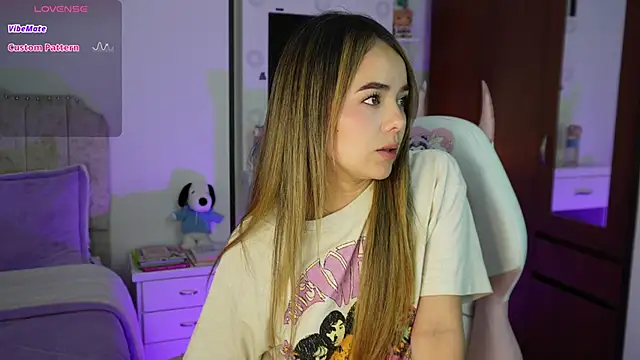 Hannah-Rose online show from 12-02-25, 01:22