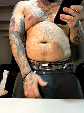 El Titan1998 online show from 09-21-25, 04:41