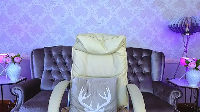 Lucky Rita online show from 09-10-25, 01:22