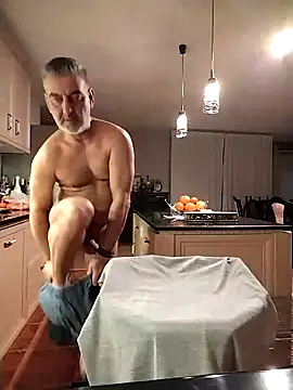 kevincumporn online show from 02-05-26, 03:33