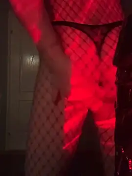 Snapshot of DiamondZar77038 chatting on 01-08-25, 09:01 DiamondZar77038 online show from 01-08-25, 09:01