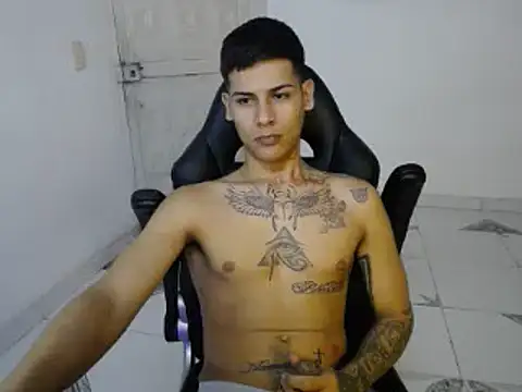 Clyde019 online show from 12-28-24, 05:23