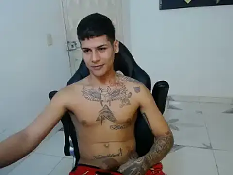 Clyde019 online show from 01-05-25, 07:28