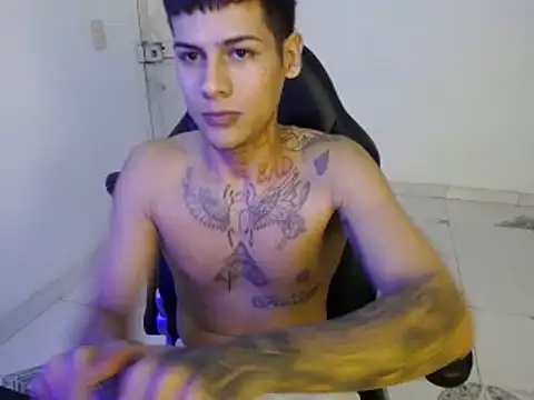 Clyde019 online show from 01-12-25, 01:53