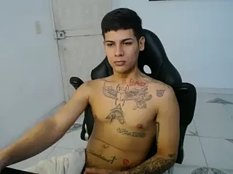 Clyde019 online show from 01-15-25, 08:16