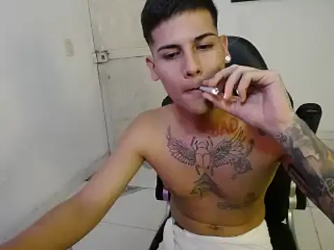 Clyde019 online show from 01-20-25, 12:57