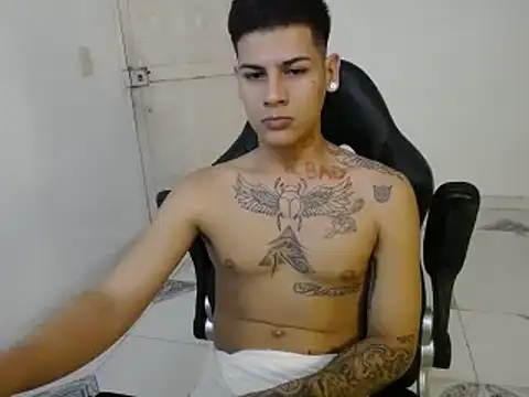 Clyde019 online show from 01-21-25, 04:10