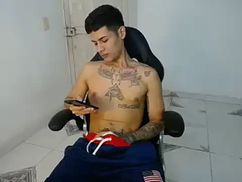 Clyde019 online show from 02-01-25, 09:08