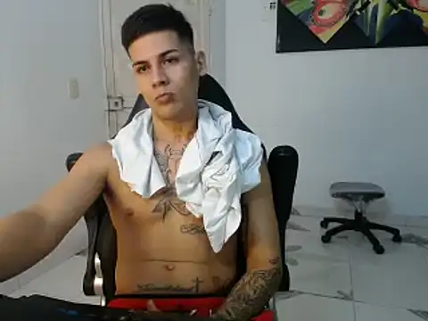 Clyde019 online show from 02-06-25, 10:10