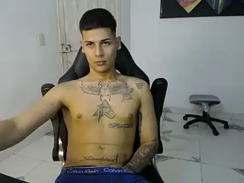 Clyde019 online show from 02-08-25, 12:06